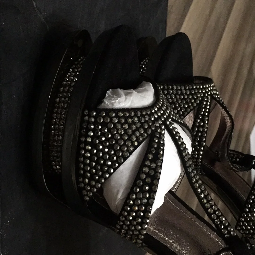 Pleaser Black and Silver Platform Heels - Picture 5 of 8